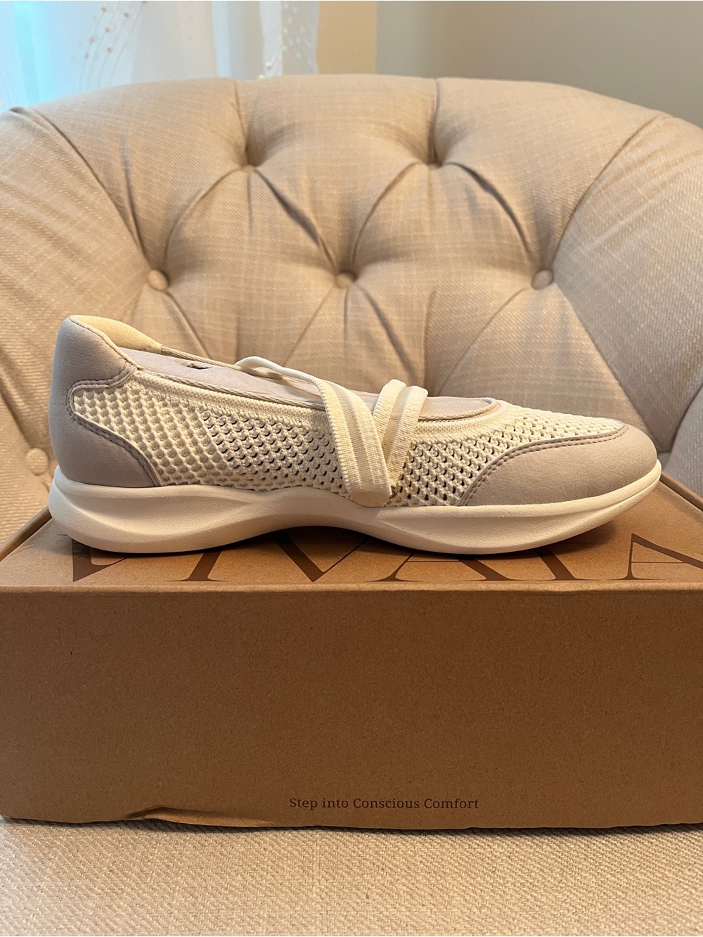 BRAND NEW Vivaia Walker Pro Mesh Hybrid Mary Jane (Isabeli) Gray/White - 8.5M - Picture 15 of 16